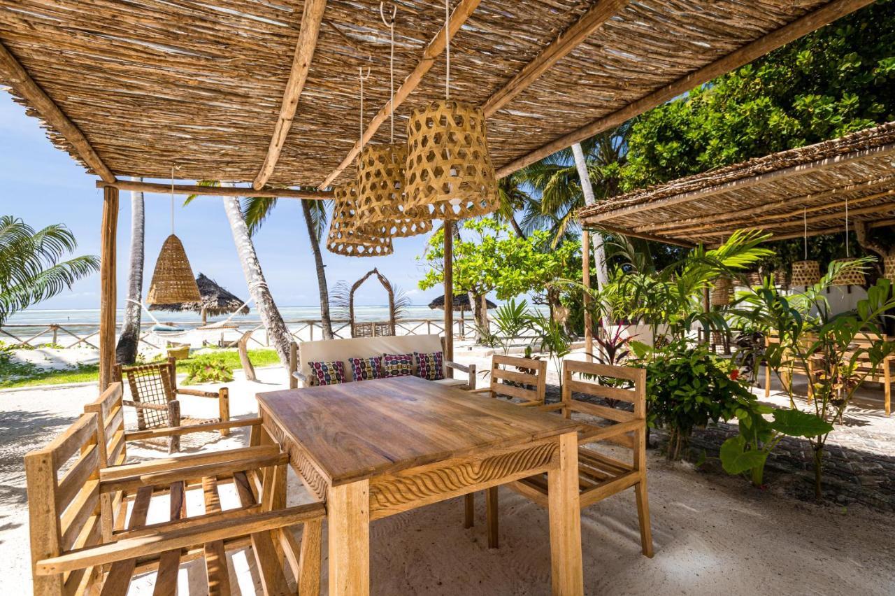 Kima Serviced Beach House & Suites บูจู ภายนอก รูปภาพ