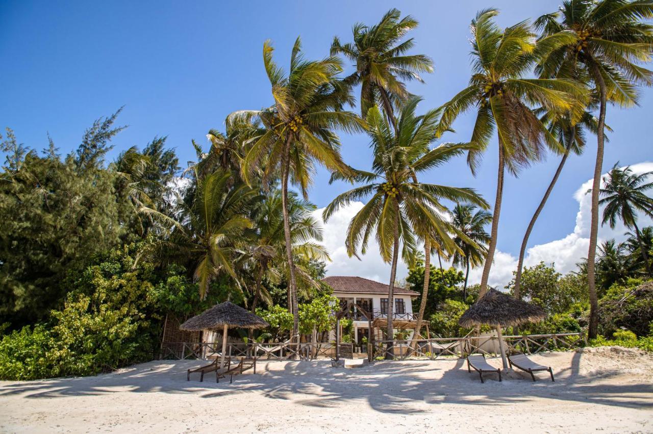 Kima Serviced Beach House & Suites บูจู ภายนอก รูปภาพ