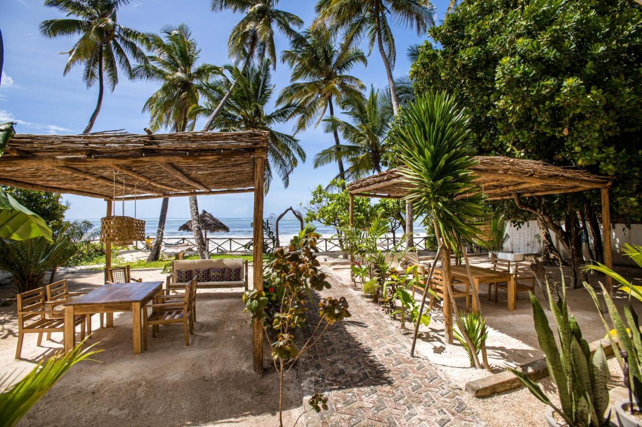 Kima Serviced Beach House & Suites บูจู ภายนอก รูปภาพ