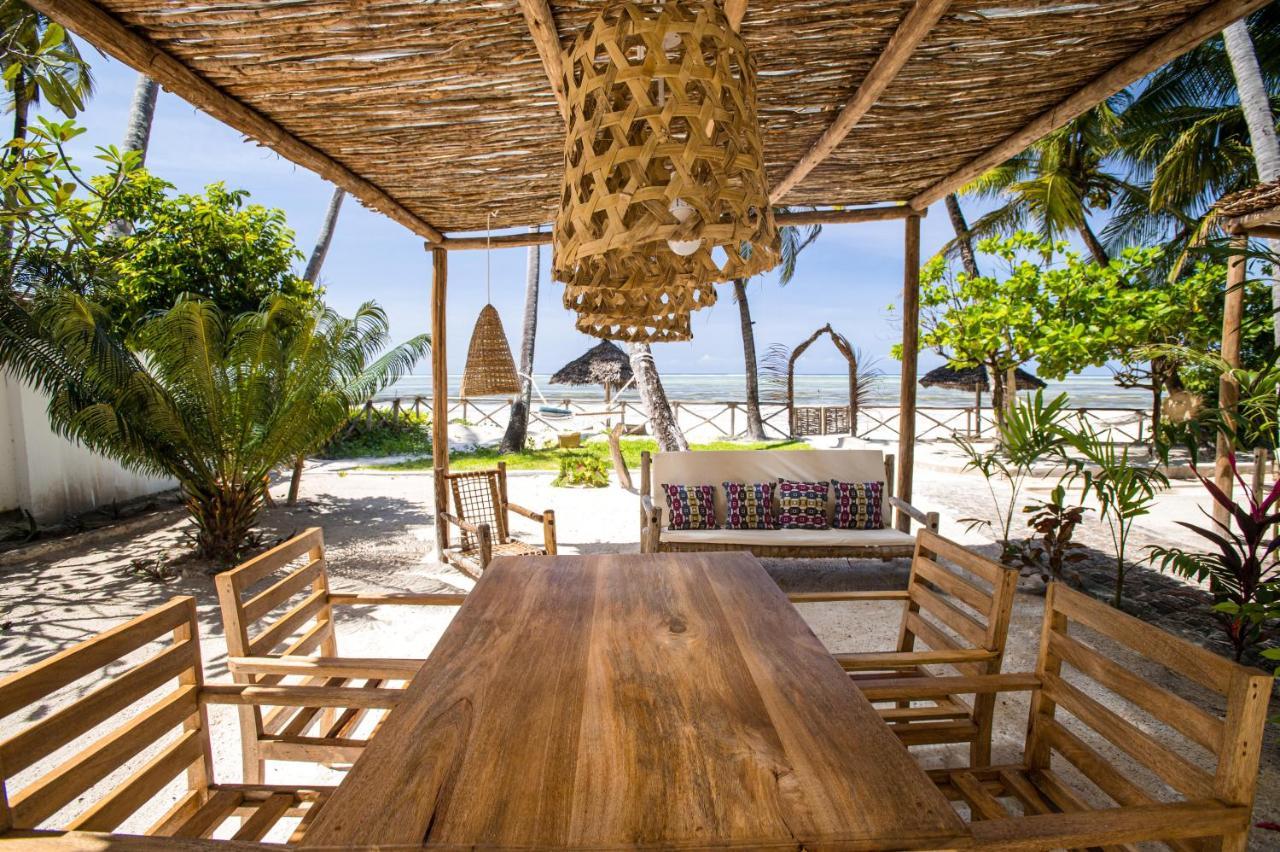 Kima Serviced Beach House & Suites บูจู ภายนอก รูปภาพ
