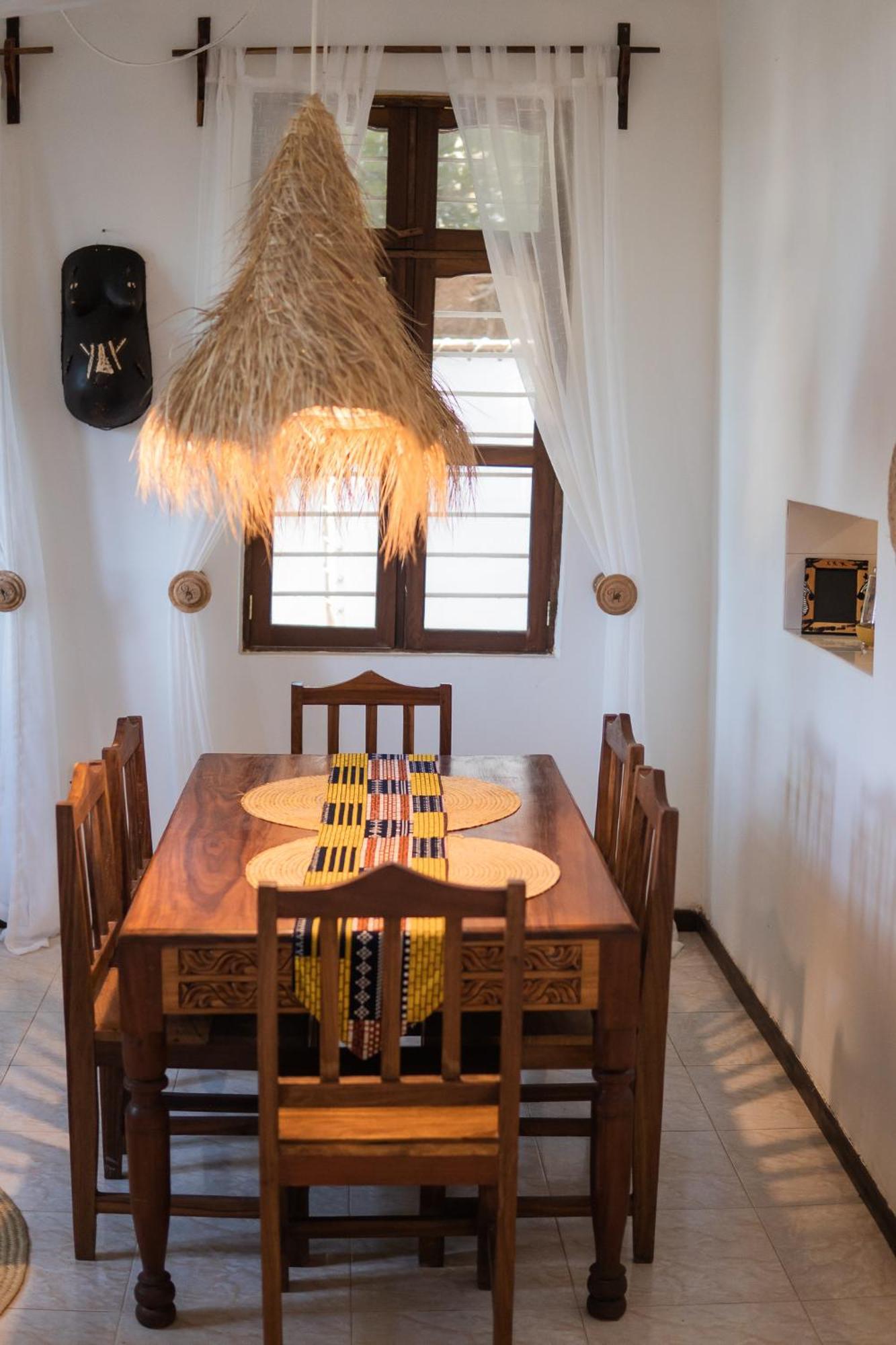 Kima Serviced Beach House & Suites บูจู ภายนอก รูปภาพ