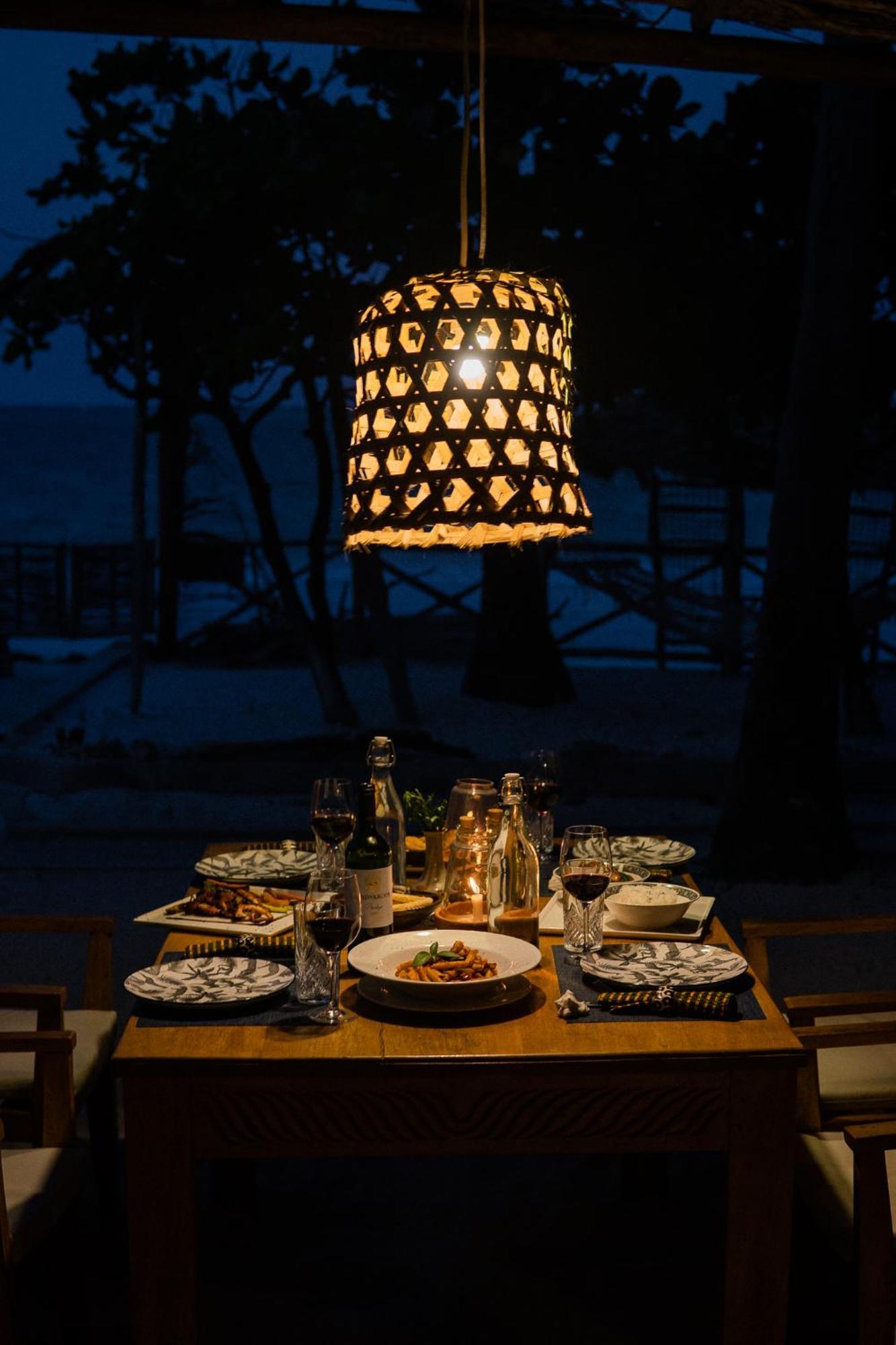 Kima Serviced Beach House & Suites บูจู ภายนอก รูปภาพ