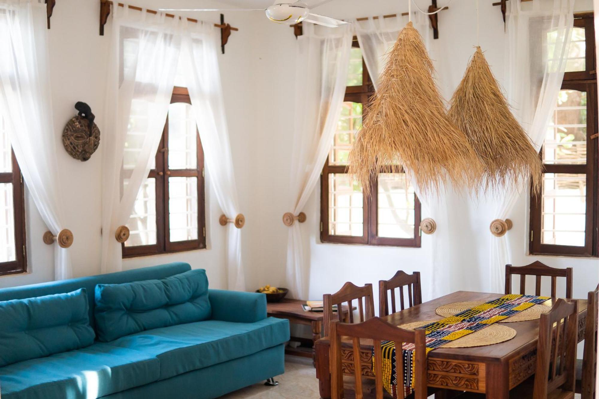 Kima Serviced Beach House & Suites บูจู ภายนอก รูปภาพ