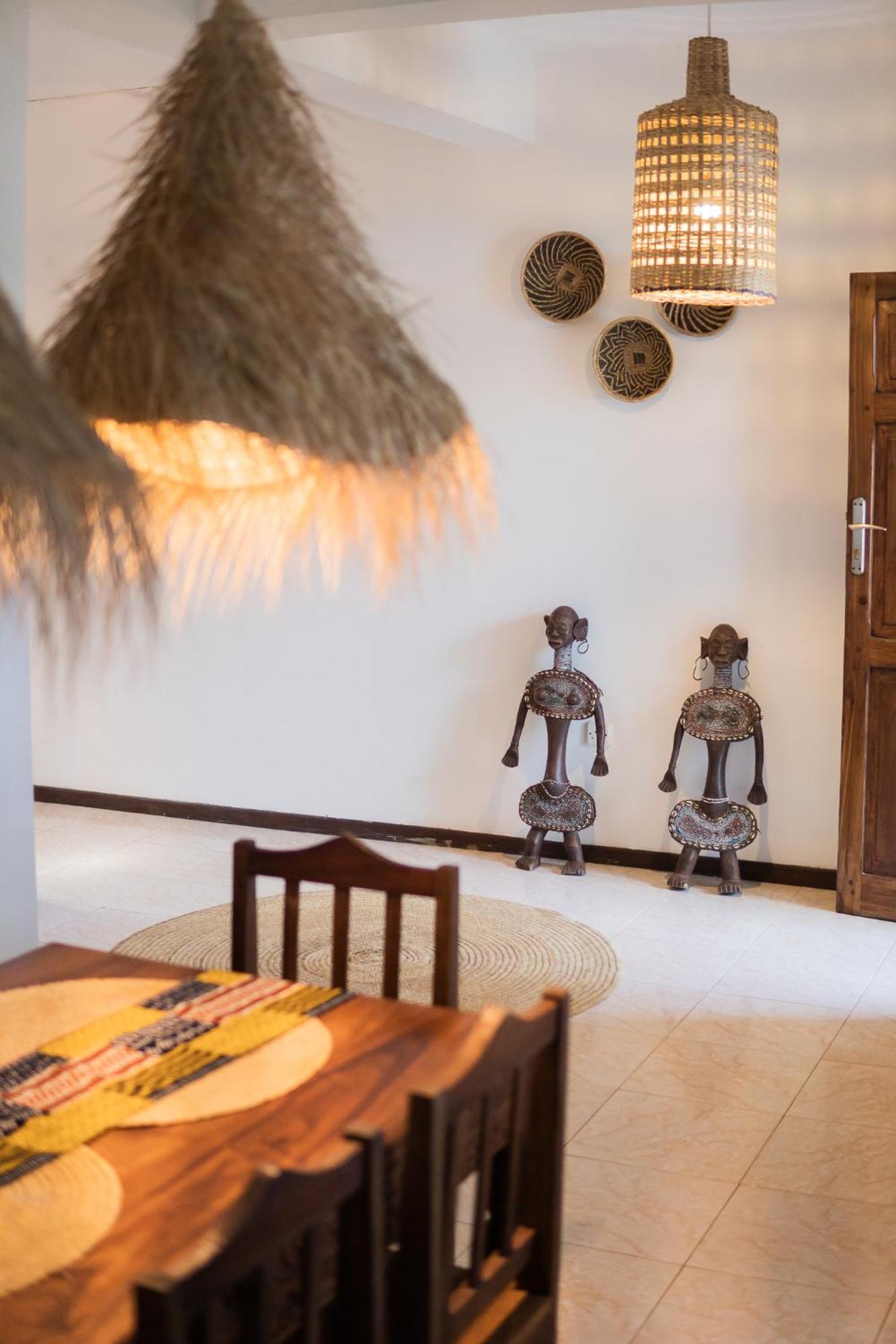 Kima Serviced Beach House & Suites บูจู ภายนอก รูปภาพ