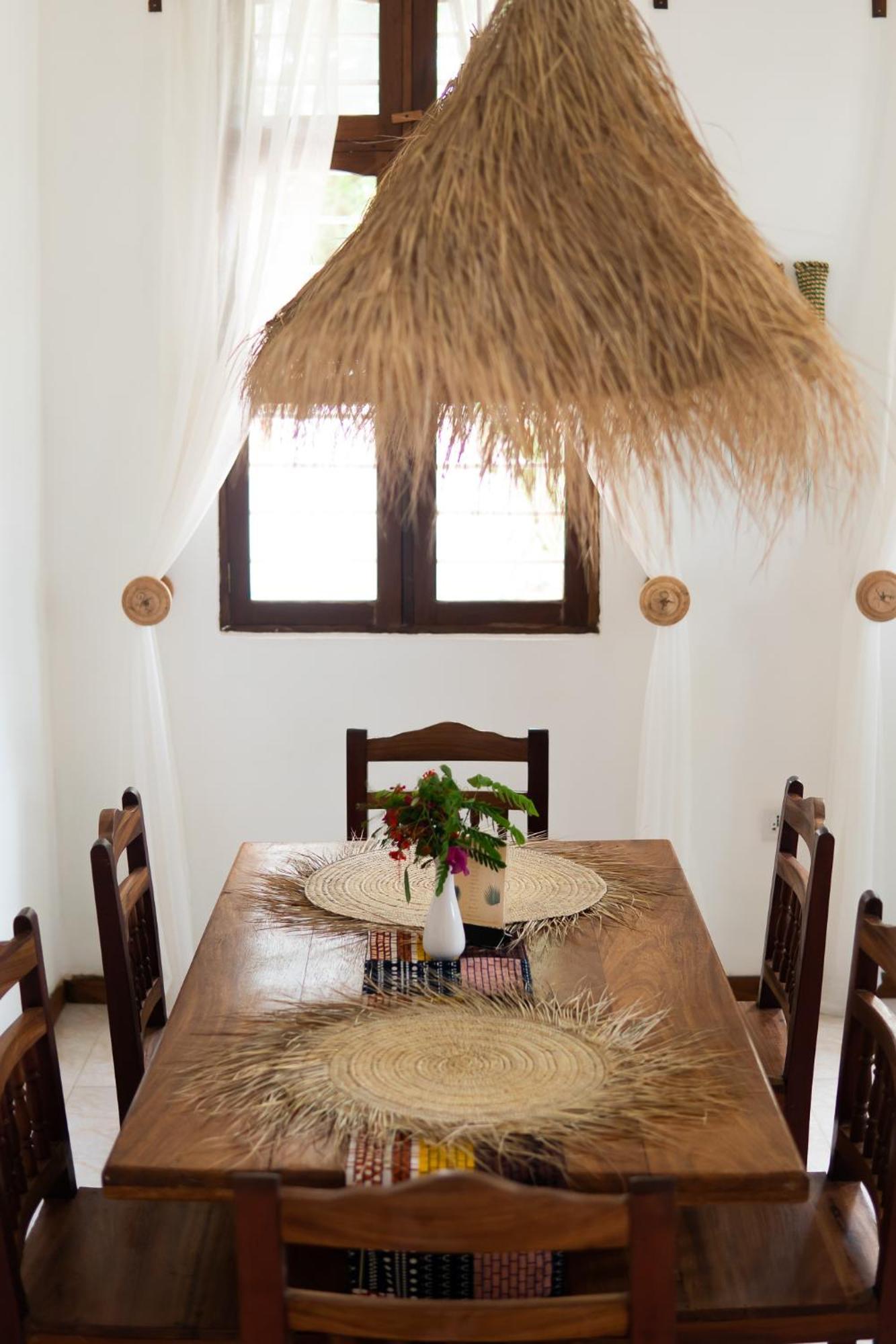 Kima Serviced Beach House & Suites บูจู ภายนอก รูปภาพ