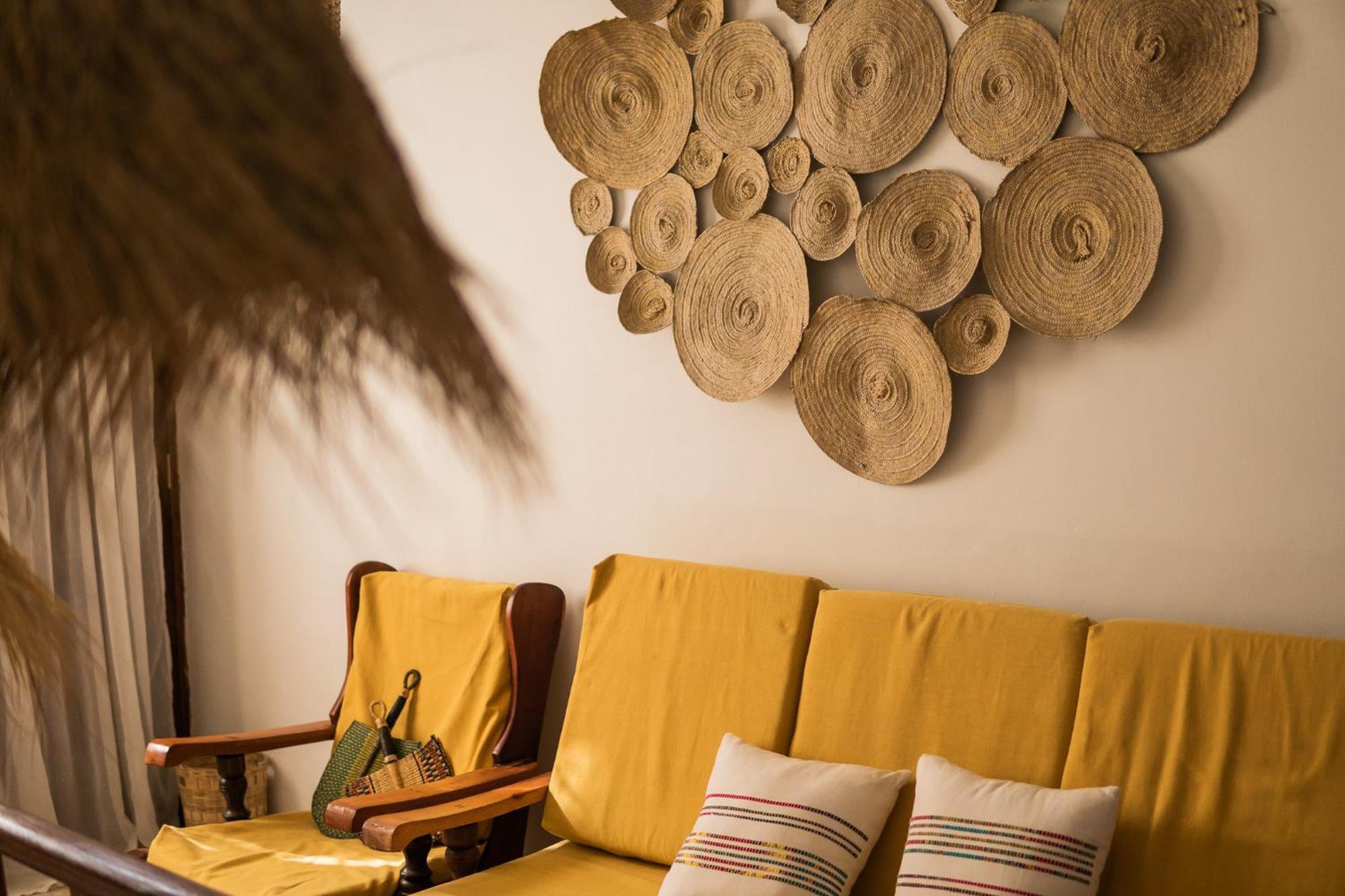 Kima Serviced Beach House & Suites บูจู ภายนอก รูปภาพ