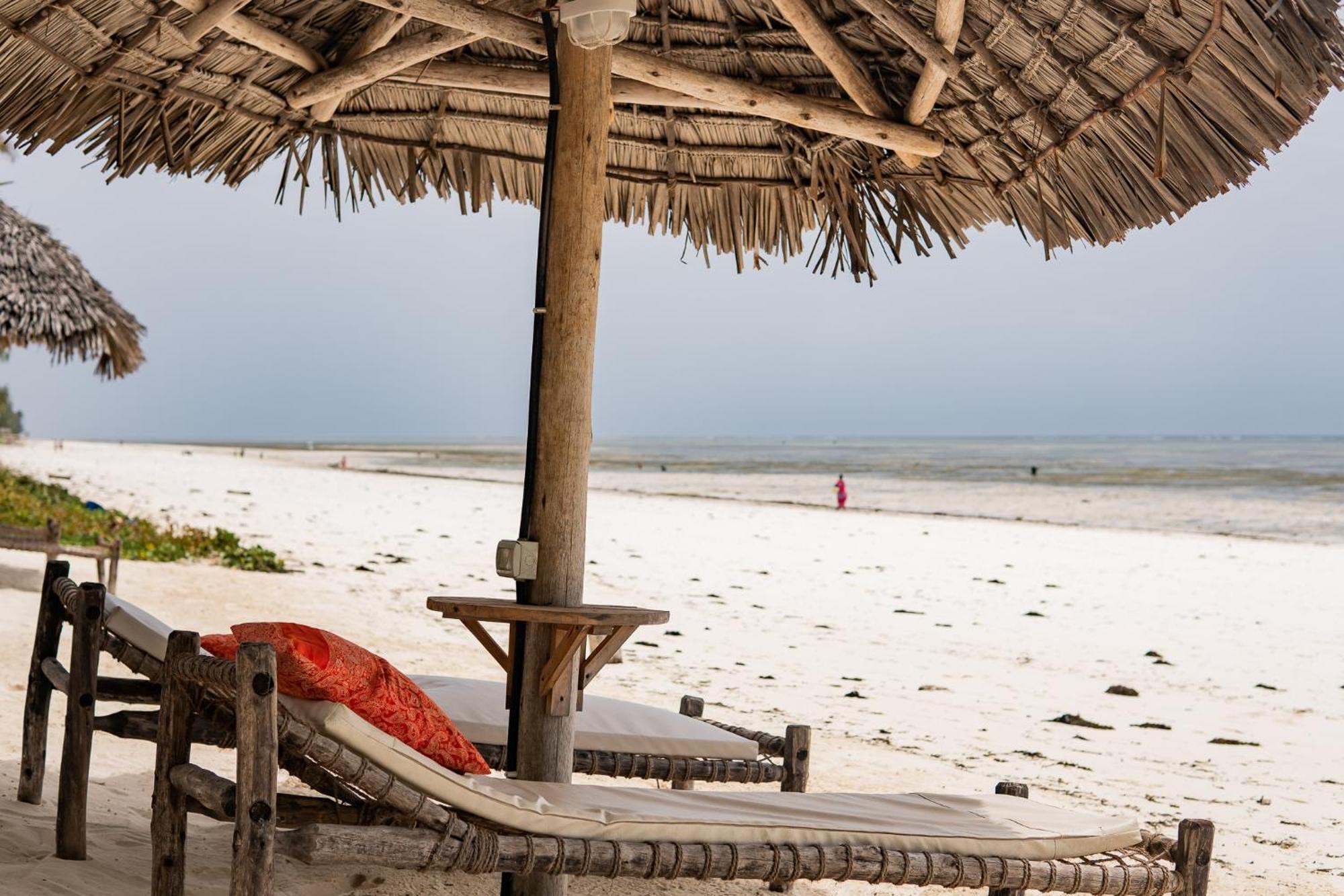 Kima Serviced Beach House & Suites บูจู ภายนอก รูปภาพ